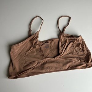 SKIMS Bra size Large NWOT